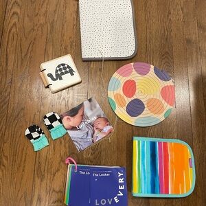 Lovevery The Looker Playkit 0-12 Weeks